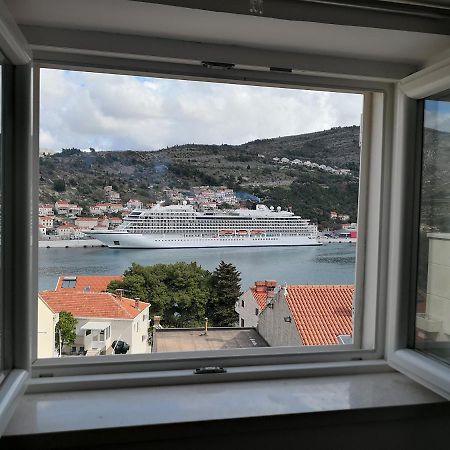 Attic Apartment Iris Dubrovnik Exterior photo